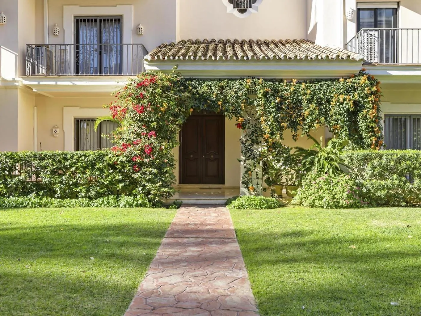 Cerca De La Playa Ref Adm409 Apartamento Marbella