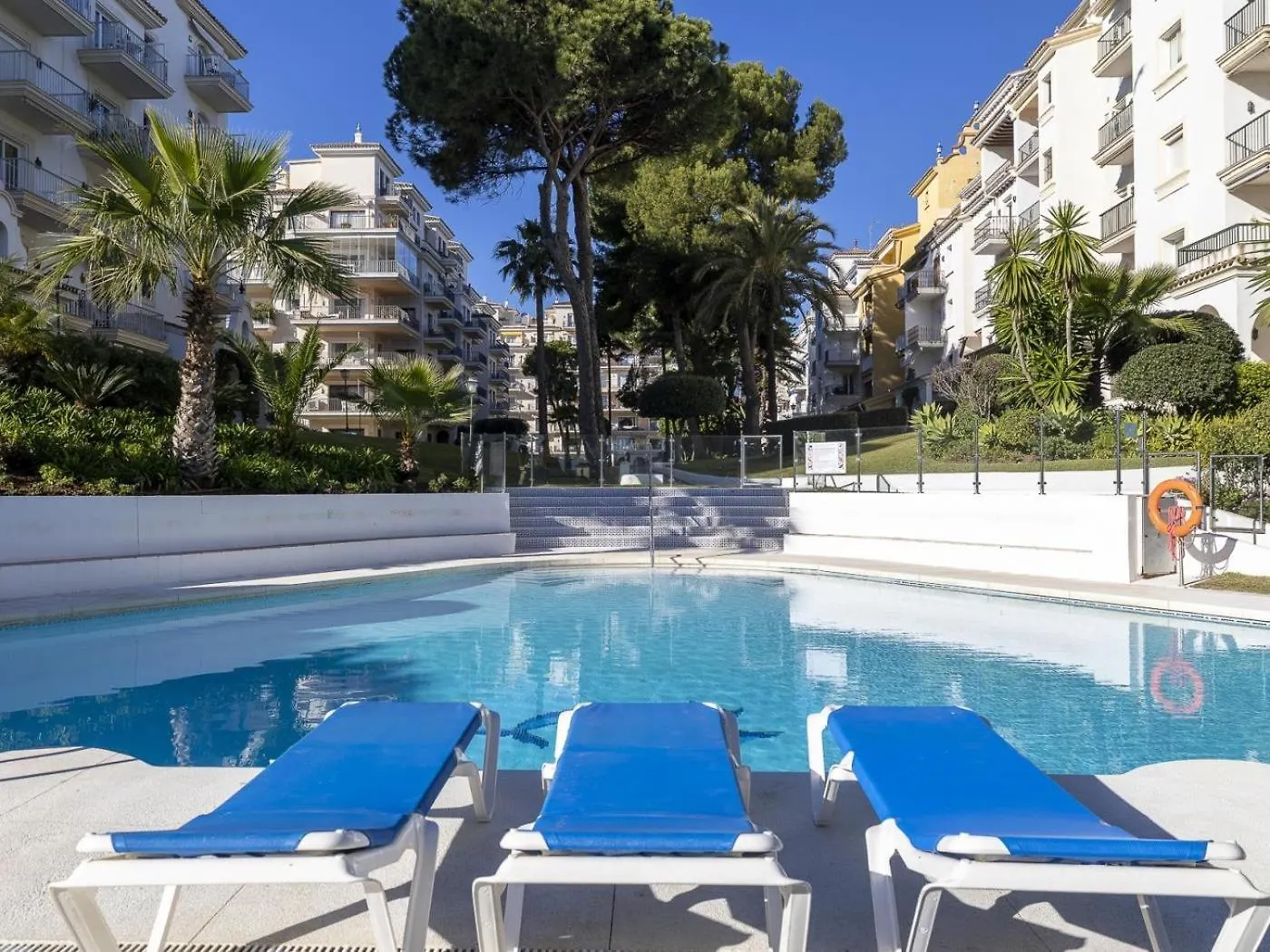 Cerca De La Playa Ref Adm409 Apartamento Marbella